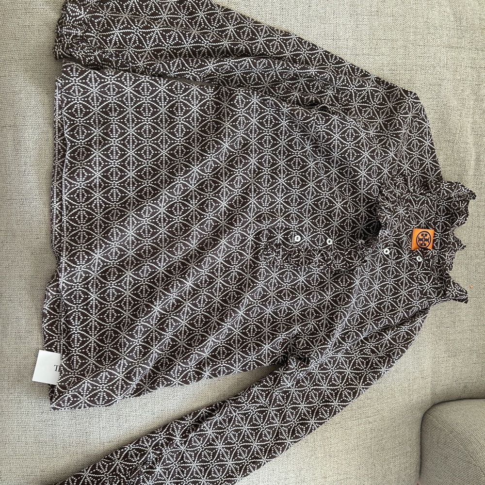 Beautiful Tory Burch Blouse Size 10 EUC Love the ruffle details